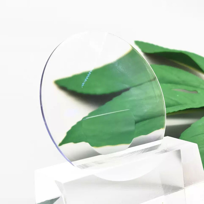 1.499 لنز دو کانونی تخت بالا