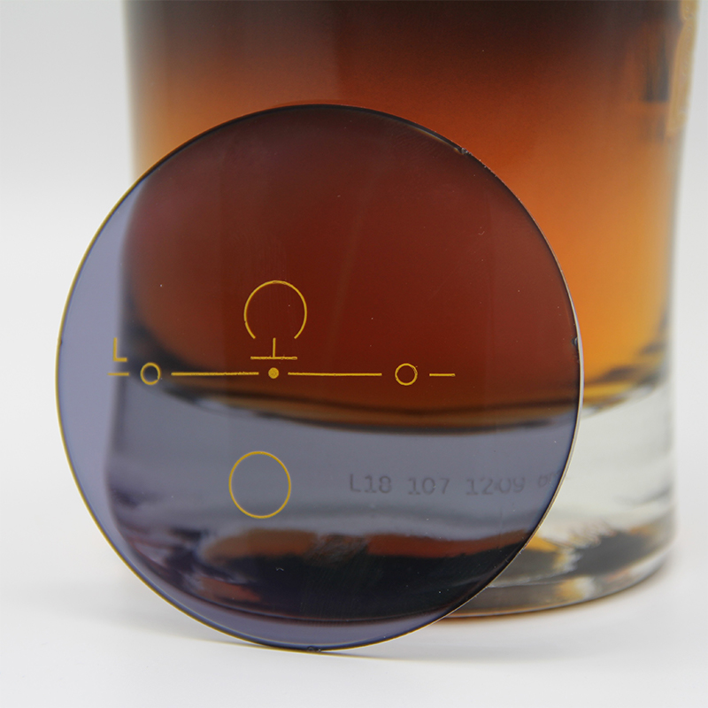 1.56 لنز فتوکرومیک پروگرسیو HMCSHMC