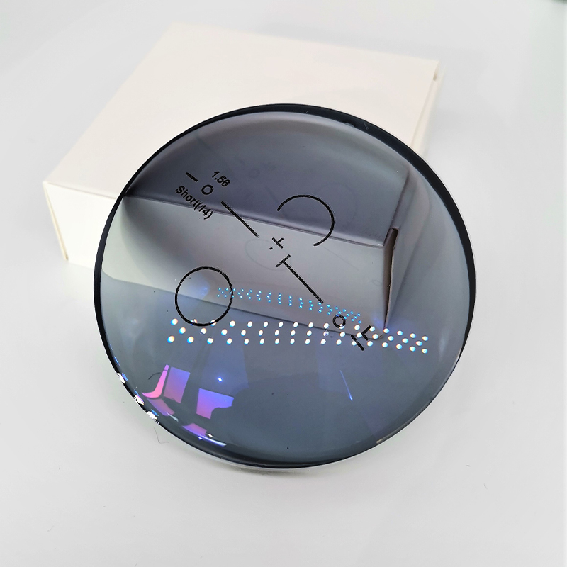 1.56 لنز فتوکرومیک پروگرسیو HMCSHMC