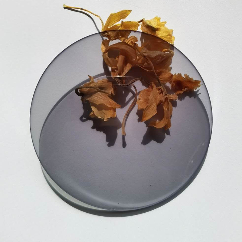 1.67 لنز فتوکرومیک SHMC