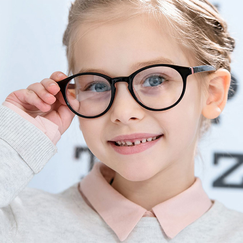 لنز کنترل نزدیک بینی دایره ای هشت ضلعی