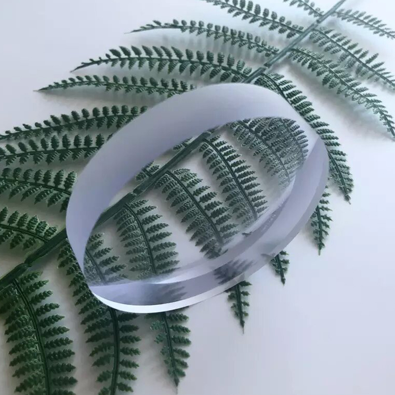 1.67 لنز نیمه تمام تک دید